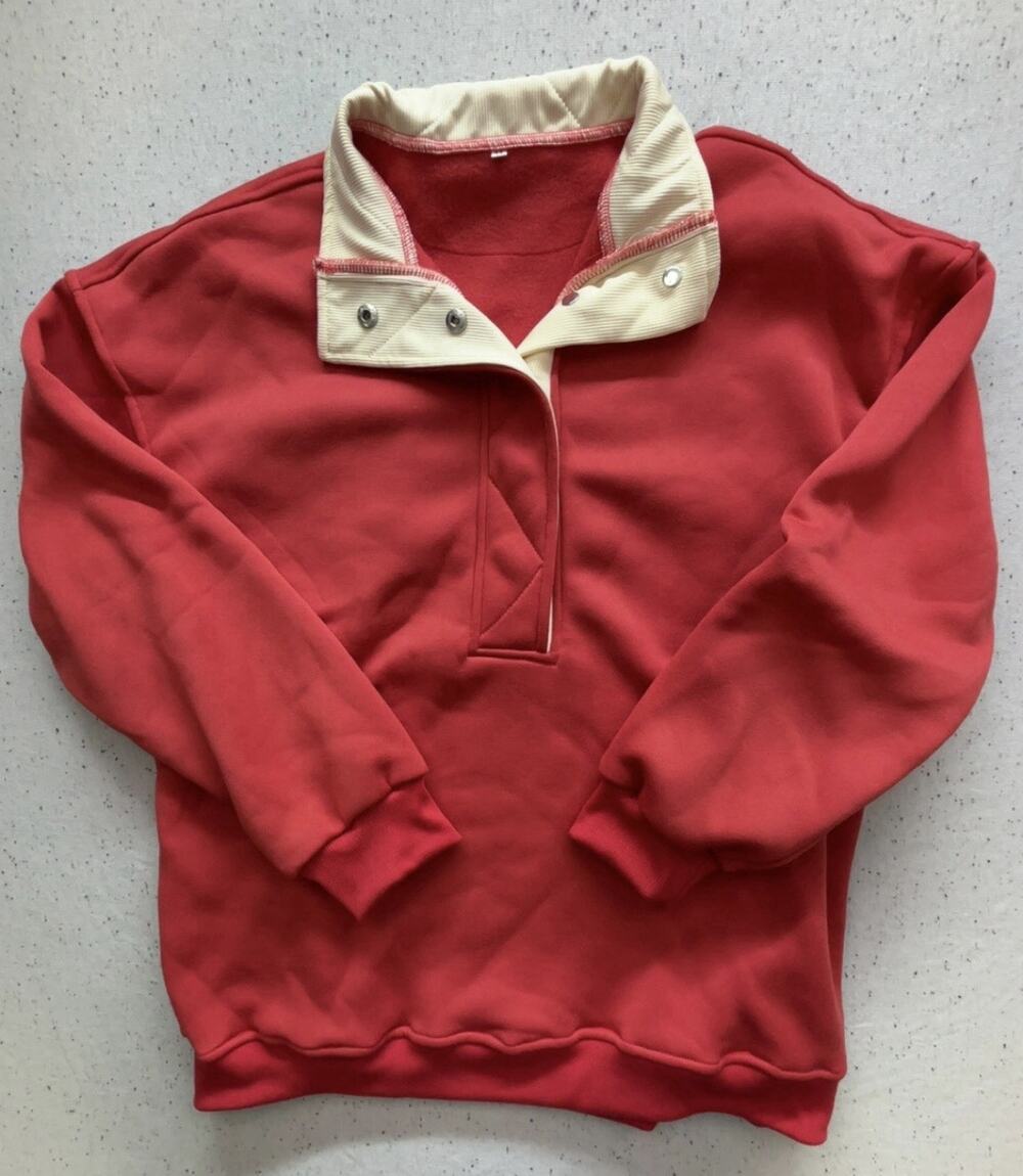 NWOT Women's Red Snap Neck Pullover Sweatshirt Medium Cream Ribbed Collar Cozy